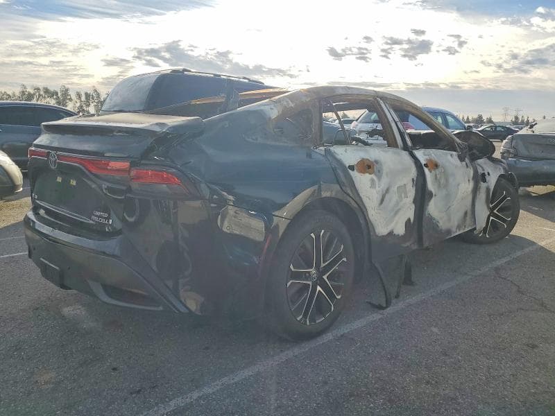2023 TOYOTA MIRAI LIMITED 3
