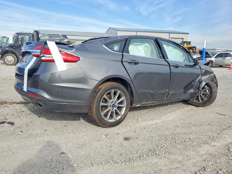 2017 FORD FUSION SE 3