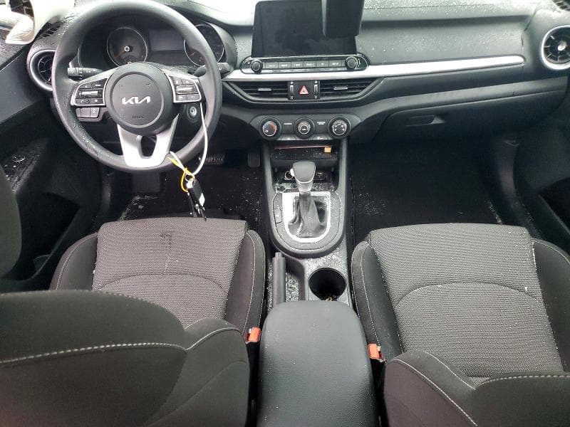 2024 KIA FORTE LX 8