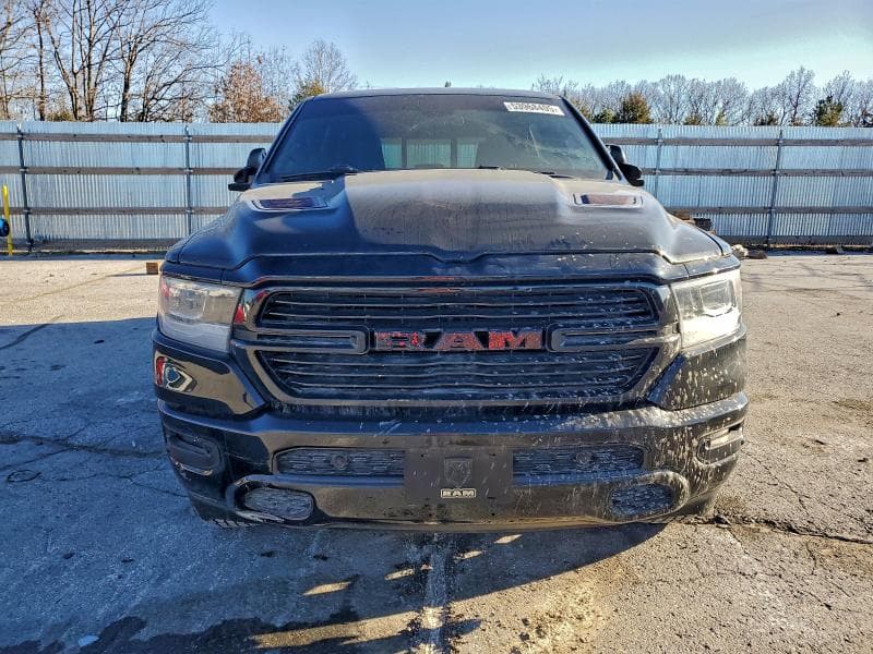 2019 RAM 1500 LARAMIE 5