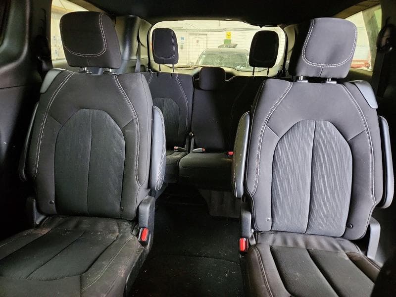 2022 CHRYSLER PACIFICA TOURING 10