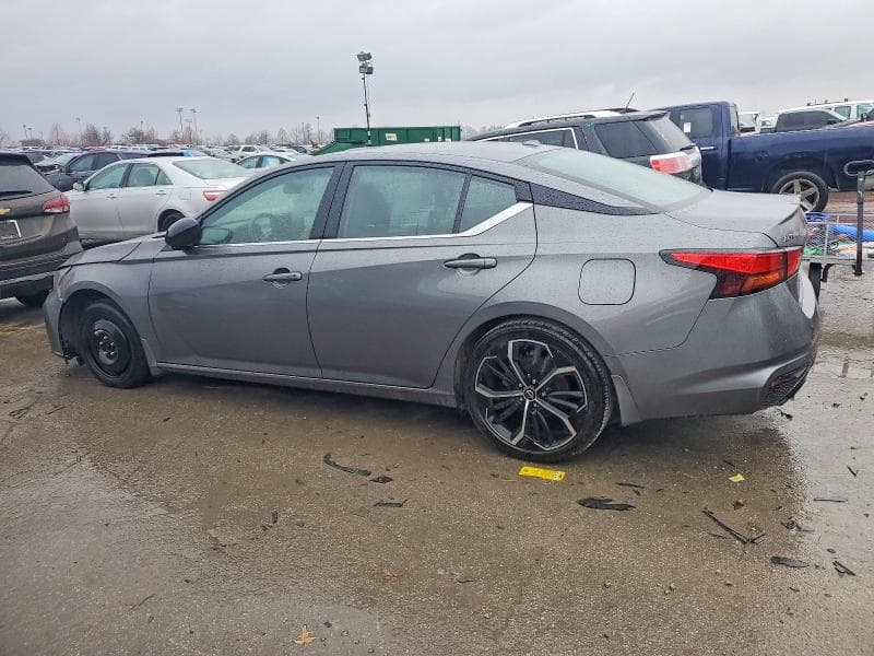 2024 NISSAN ALTIMA SR 2