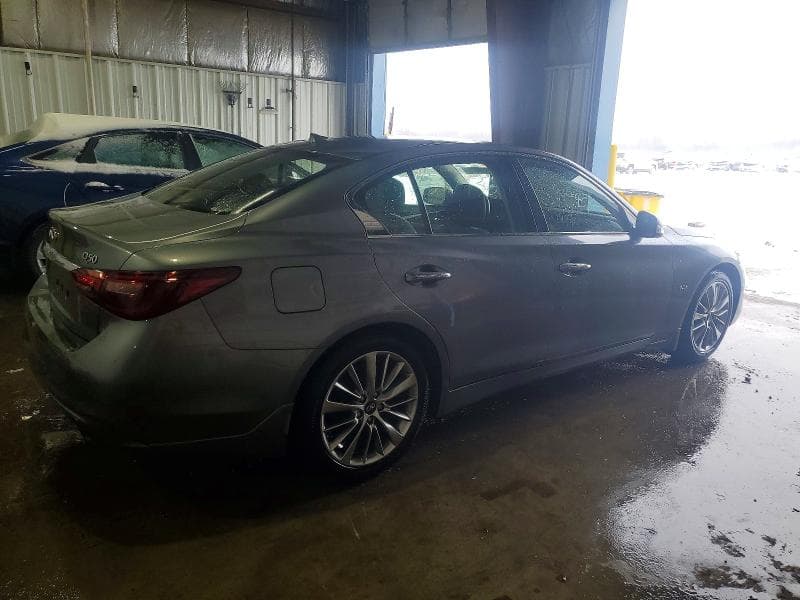 2018 INFINITI Q50 LUXE 3