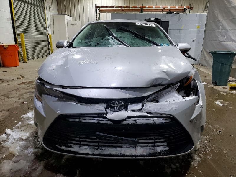 2024 TOYOTA COROLLA LE 5