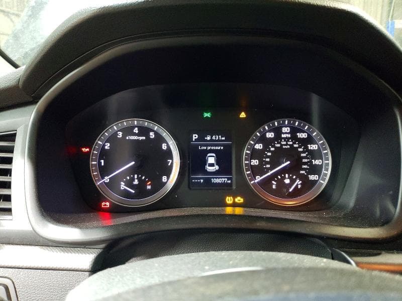 2018 HYUNDAI SONATA SE 9