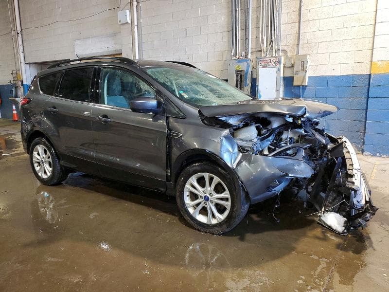 2018 FORD ESCAPE SE 4