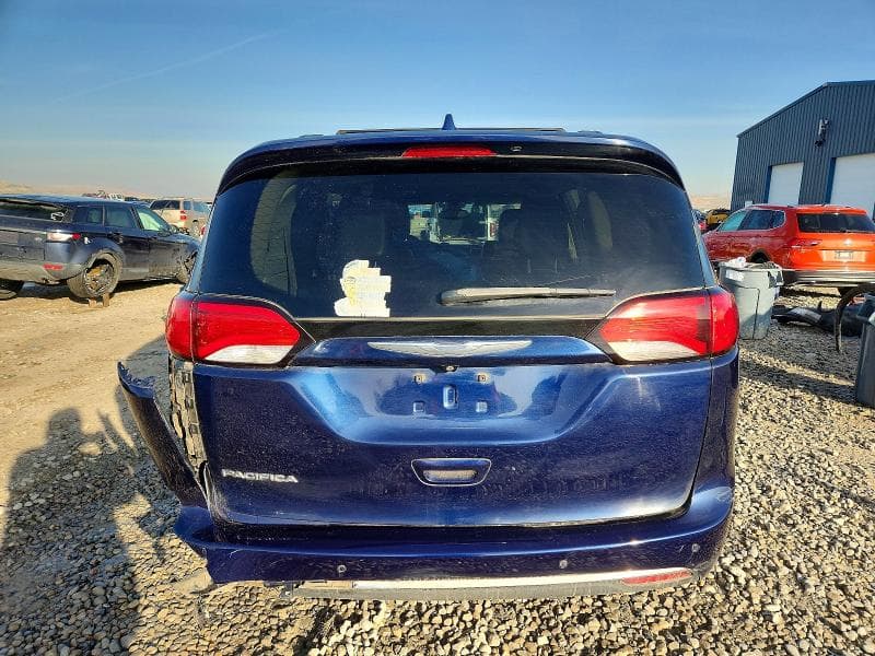 2017 CHRYSLER PACIFICA TOURING L 6