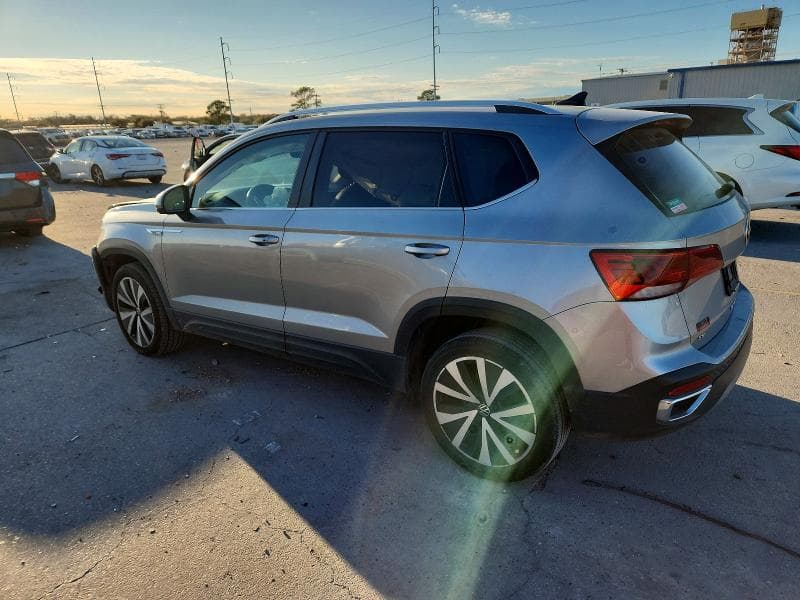 2022 VOLKSWAGEN TAOS SE 2