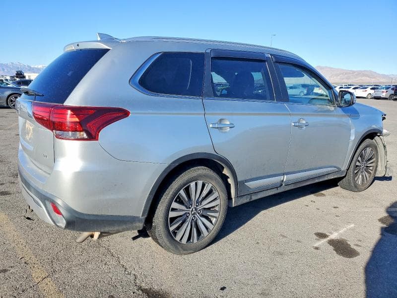 2020 MITSUBISHI OUTLANDER SE 3