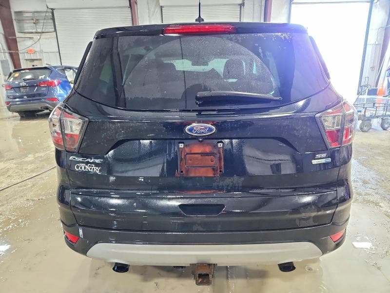 2017 FORD ESCAPE SE 6