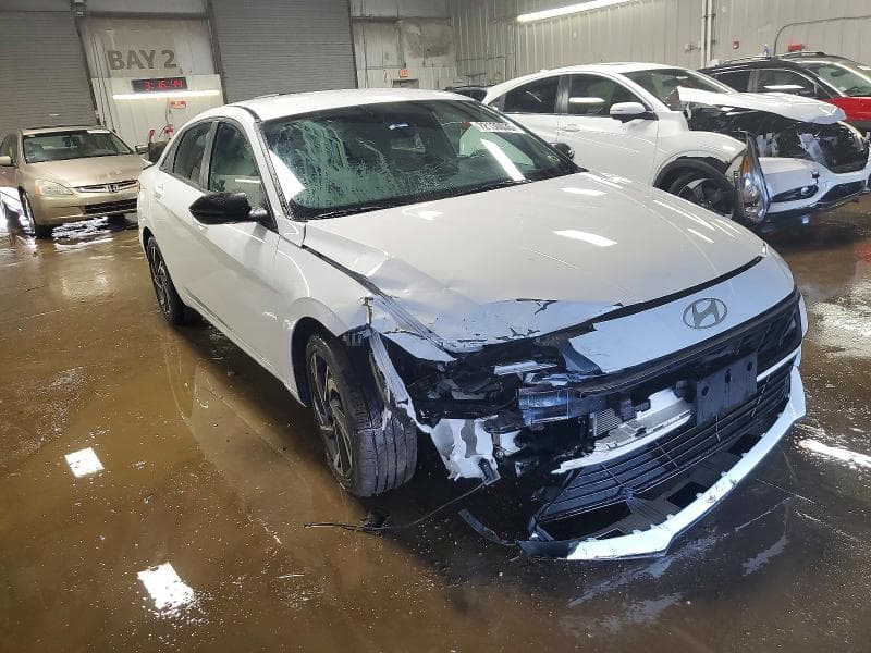 2025 HYUNDAI ELANTRA HYBRID SEL SPORT 4