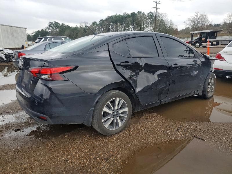 2024 NISSAN VERSA S 3