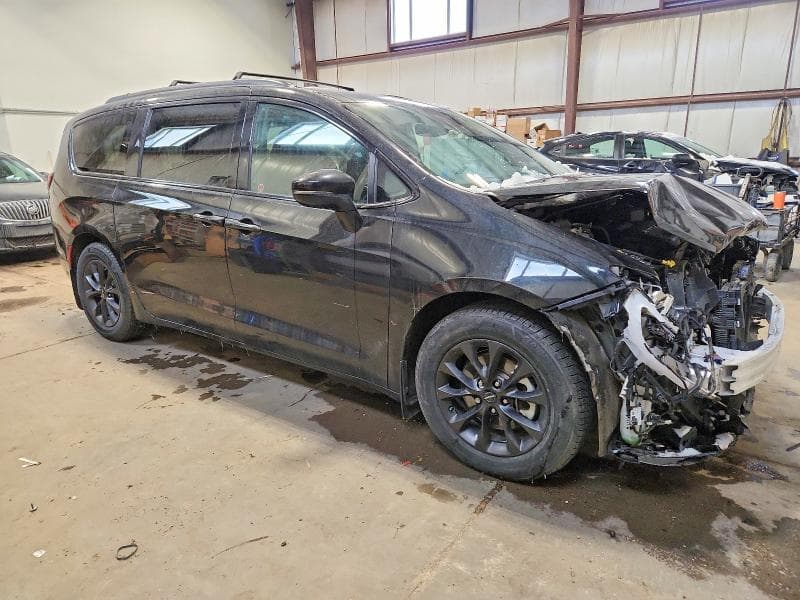 2022 CHRYSLER PACIFICA TOURING 4