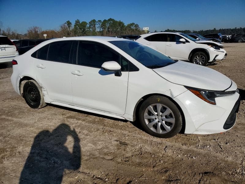 2021 TOYOTA COROLLA LE 4