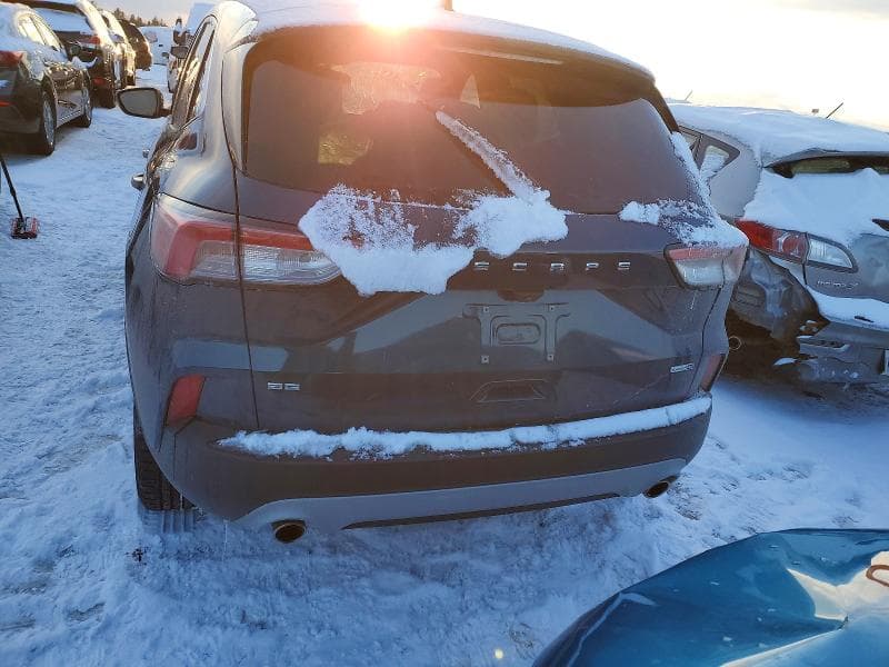 2020 FORD ESCAPE SE 6