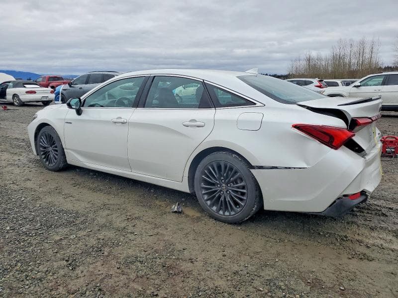 2020 TOYOTA AVALON XSE 2