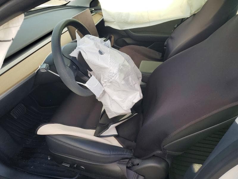 2023 TESLA MODEL 3 7