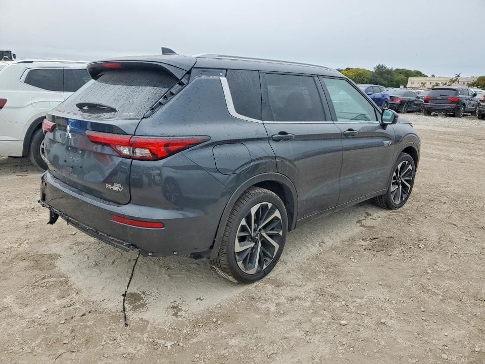 2025 MITSUBISHI OUTLANDER SEL 3