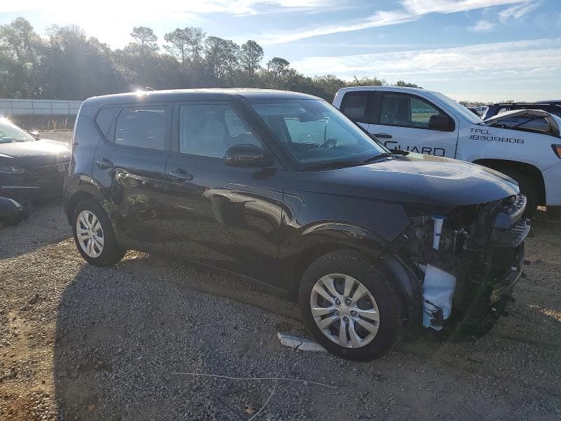2025 KIA SOUL LX 4