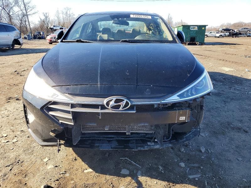 2020 HYUNDAI ELANTRA SE 5