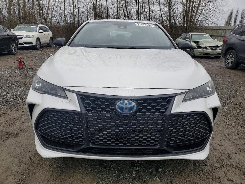 2020 TOYOTA AVALON XSE 5