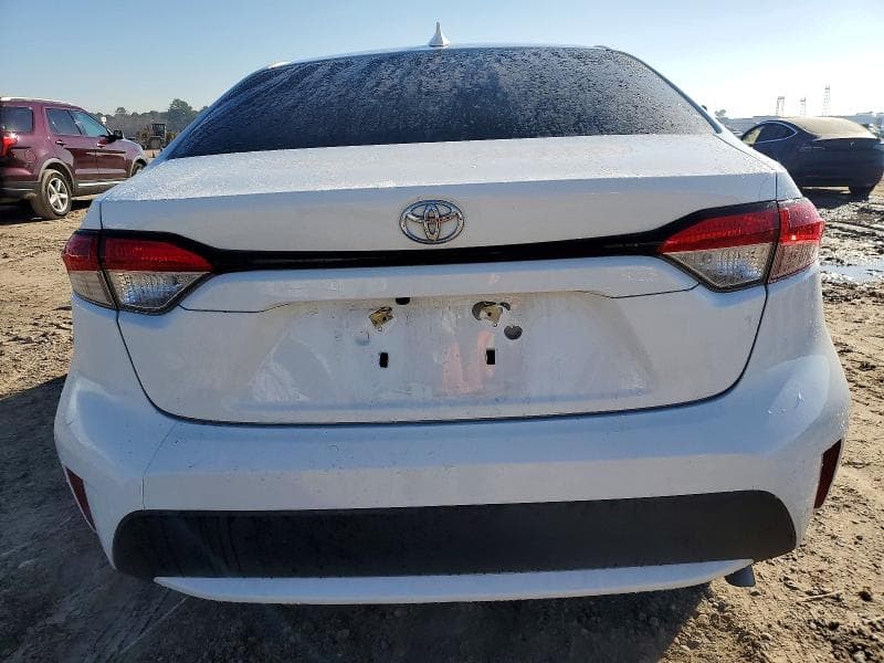 2021 TOYOTA COROLLA LE 6