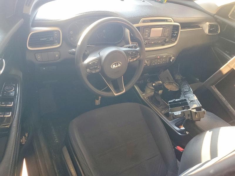 2017 KIA SORENTO LX 8