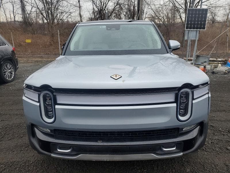 2023 RIVIAN R1S ADVENTURE 5