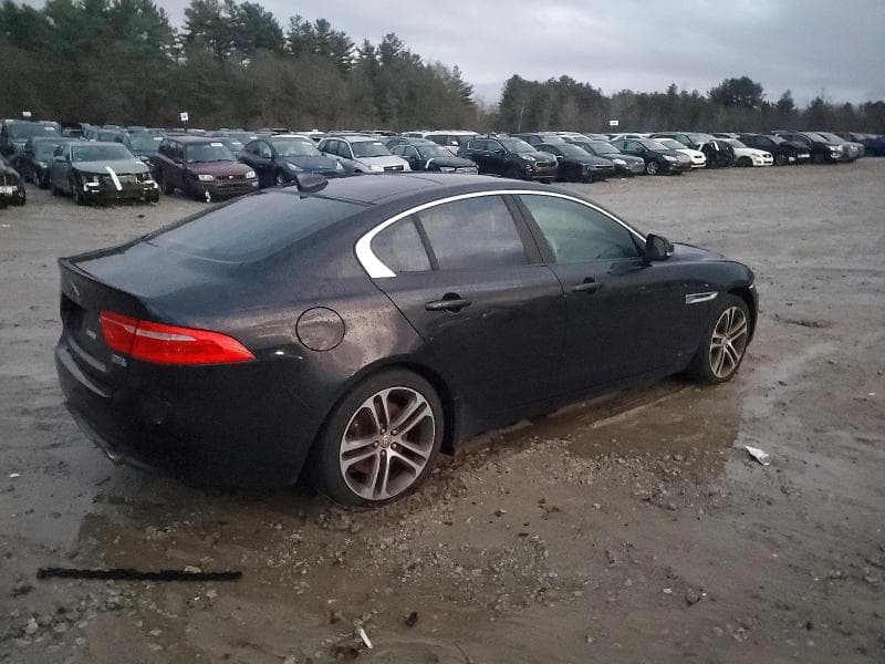 2017 JAGUAR XE PREMIUM 3
