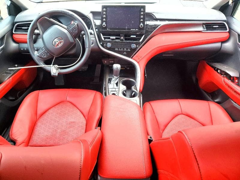 2022 TOYOTA CAMRY XSE 8