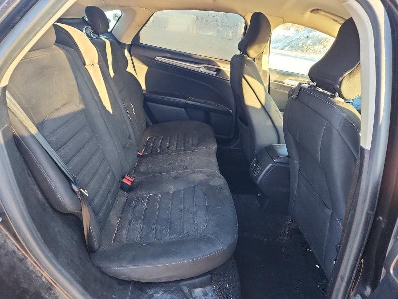 2019 FORD FUSION SE 10