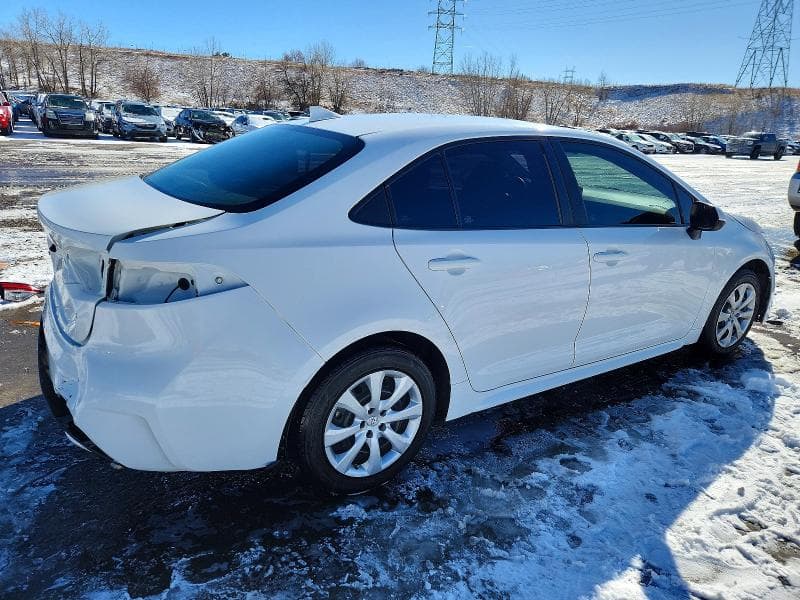 2021 TOYOTA COROLLA LE 3