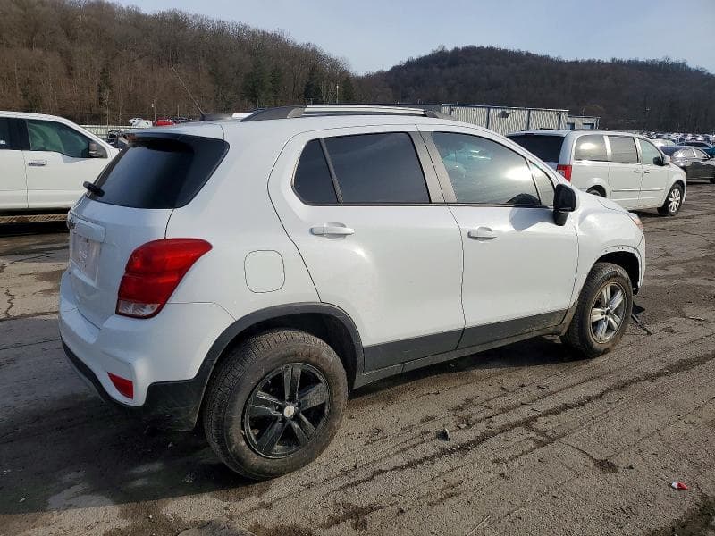 2021 CHEVROLET TRAX 1LT 3