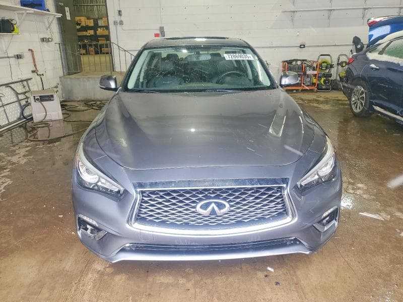 2018 INFINITI Q50 LUXE 5
