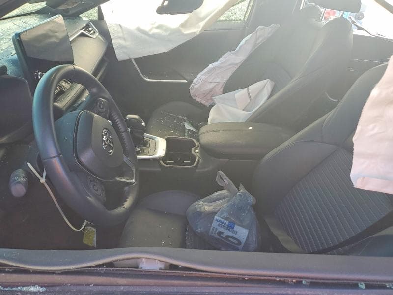 2024 TOYOTA RAV4 XSE 7