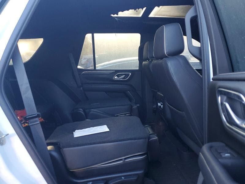 2021 GMC YUKON SLT 11