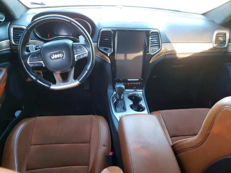 2017 JEEP GRAND CHEROKE 8