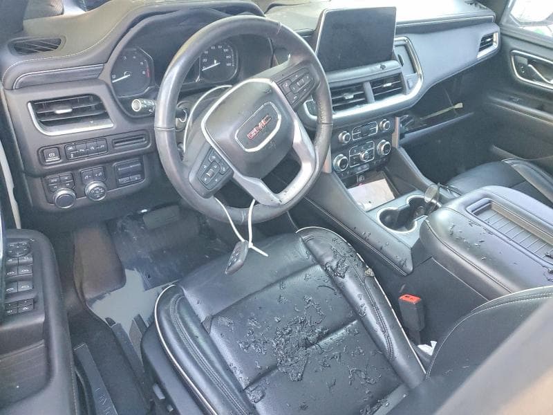 2021 GMC YUKON SLT 8