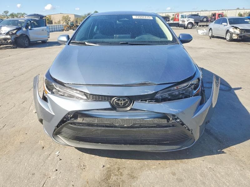 2025 TOYOTA COROLLA LE 5