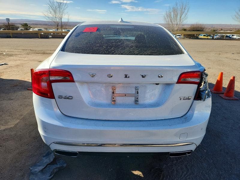 2017 VOLVO S60 PLATINUM 6