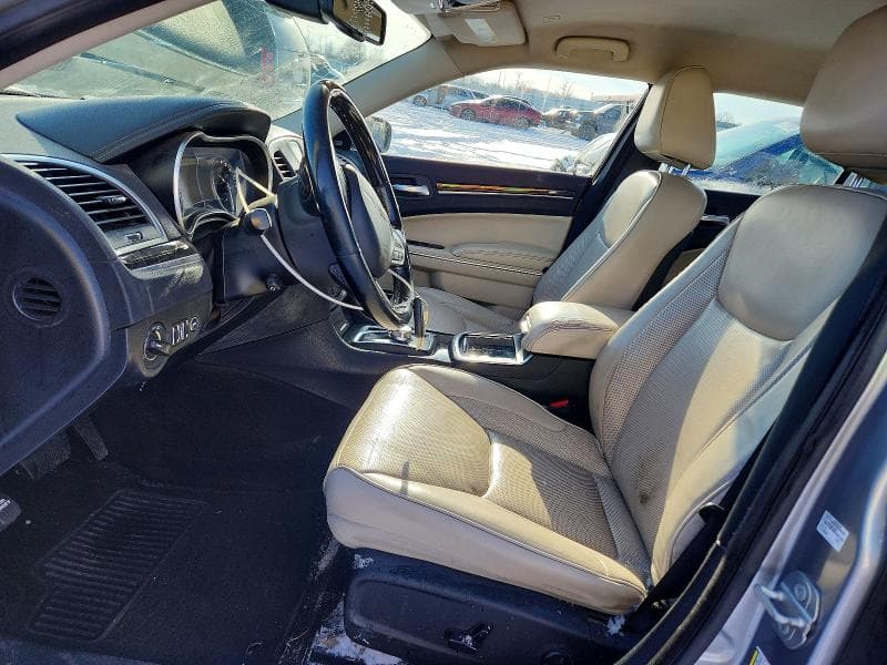 2018 CHRYSLER 300 LIMITED 7