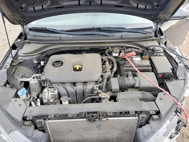 2020 HYUNDAI ELANTRA SE 11