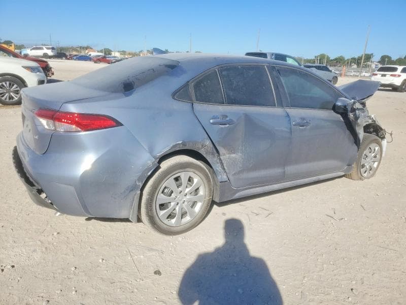 2026 TOYOTA COROLLA LE 3