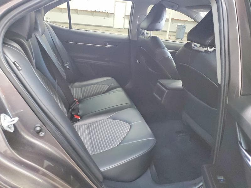 2022 TOYOTA CAMRY SE 10
