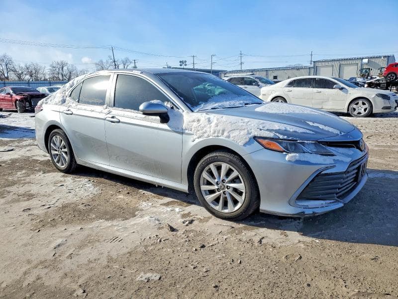 2021 TOYOTA CAMRY LE 4