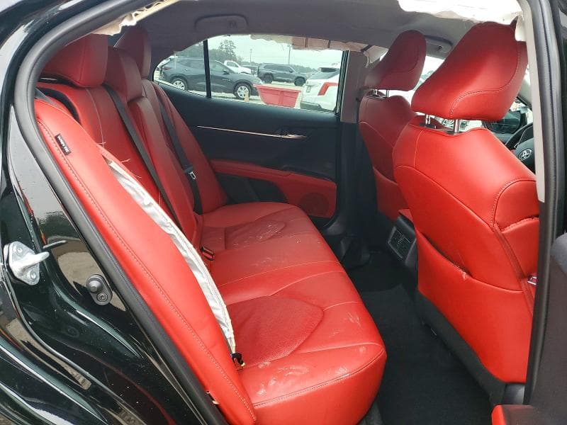 2022 TOYOTA CAMRY XSE 10
