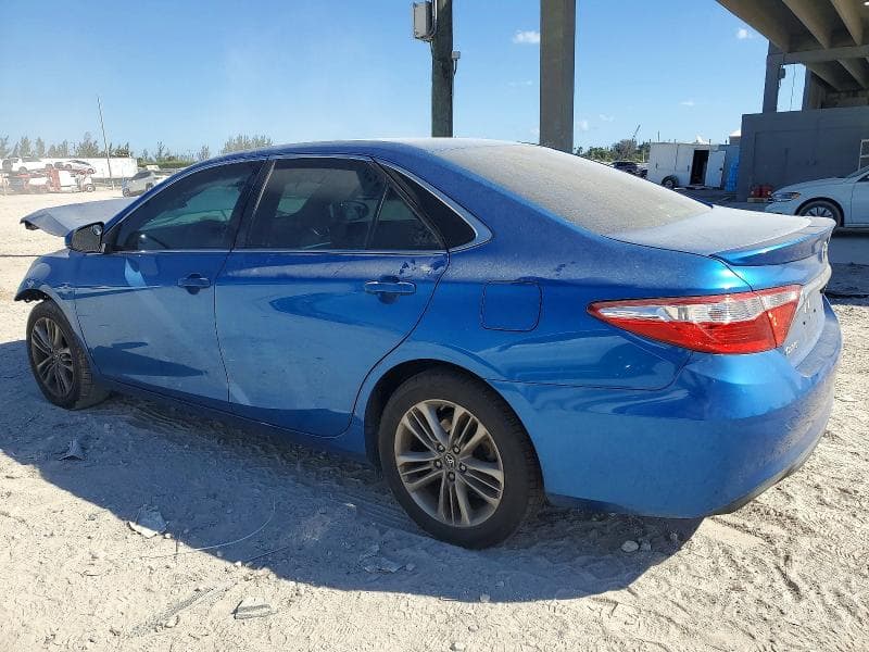 2017 TOYOTA CAMRY SE 2
