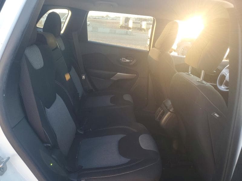 2018 JEEP CHEROKEE LATITUDE 11