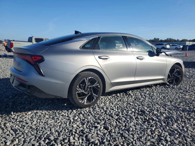 2025 KIA K5 3
