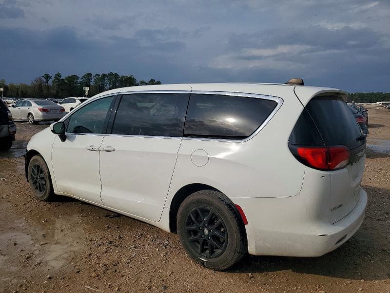 2022 CHRYSLER VOYAGER LX 2